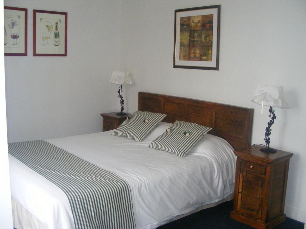 Hotel-Restaurant Cote Rivage Badefols-sur-Dordogne Bilik gambar