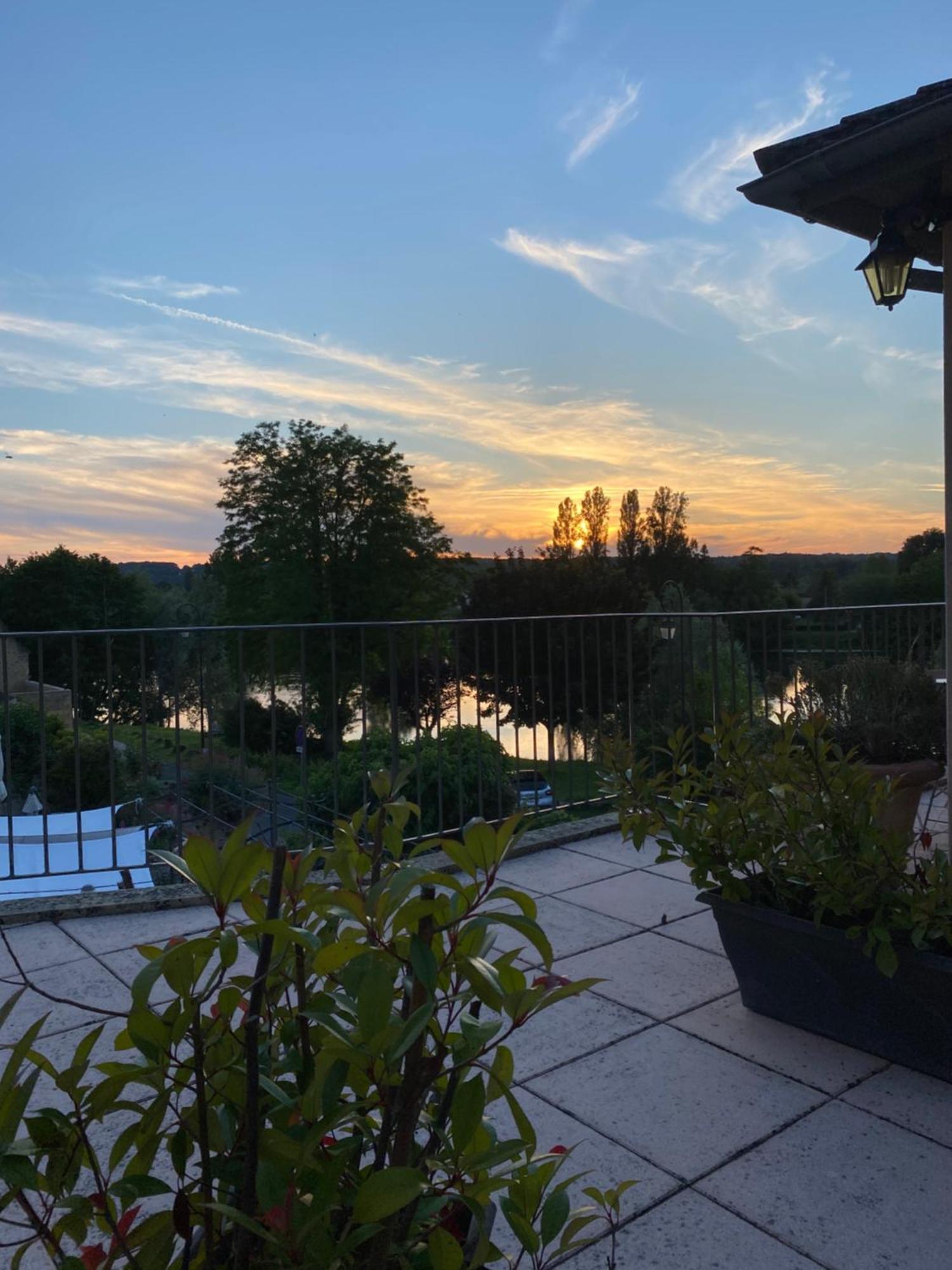 Hotel-Restaurant Cote Rivage Badefols-sur-Dordogne Luaran gambar