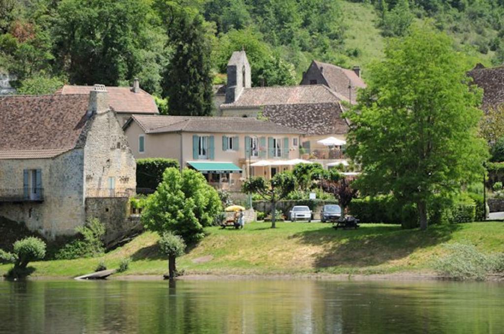 Hotel-Restaurant Cote Rivage Badefols-sur-Dordogne Luaran gambar